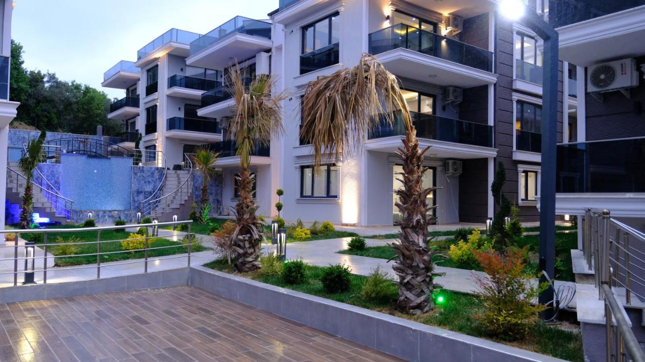 Flower City Suits Aparthotel Yalova  Exterior foto