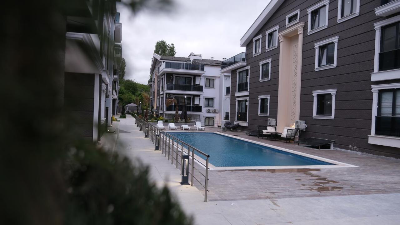 Flower City Suits Aparthotel Yalova  Exterior foto