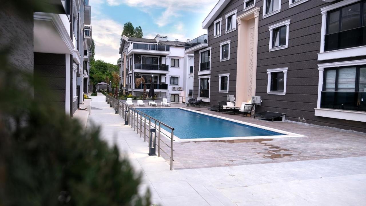 Flower City Suits Aparthotel Yalova  Exterior foto