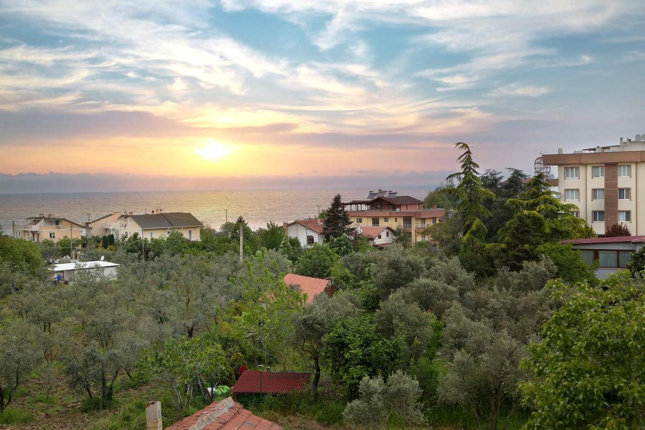 Flower City Suits Aparthotel Yalova  Exterior foto