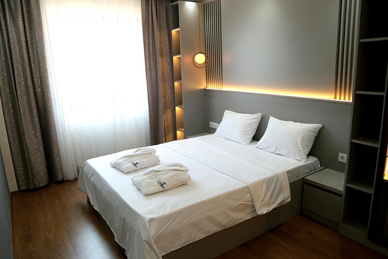 Flower City Suits Aparthotel Yalova  Exterior foto
