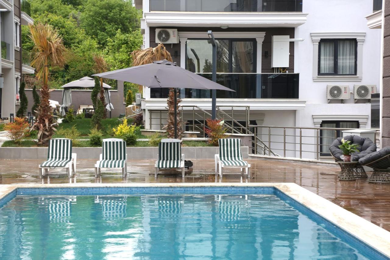 Flower City Suits Aparthotel Yalova  Exterior foto